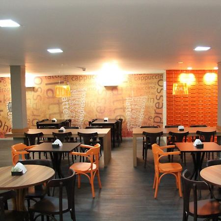 Vista Inn Express Contagem Exterior photo
